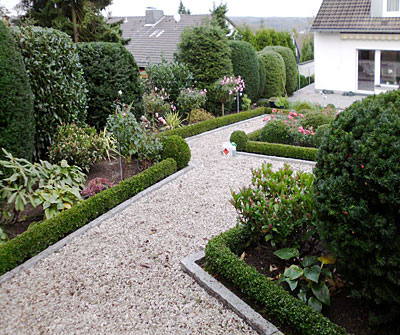 Galabau-Knof Hausgartenbau und Gestaltung von Außenanlagen - Wege