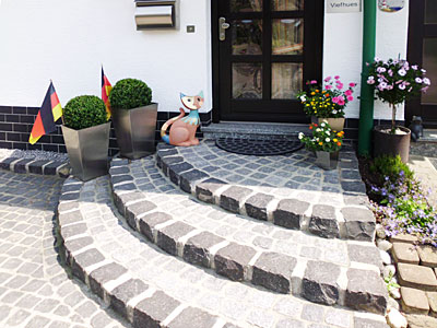 Galabau-Knof Hausgartenbau und Gestaltung von Außenanlagen - Eingangsbereiche